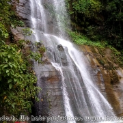 HumHum_Waterfall_02