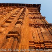 Hatikumrul_Navaratna_Temple_04